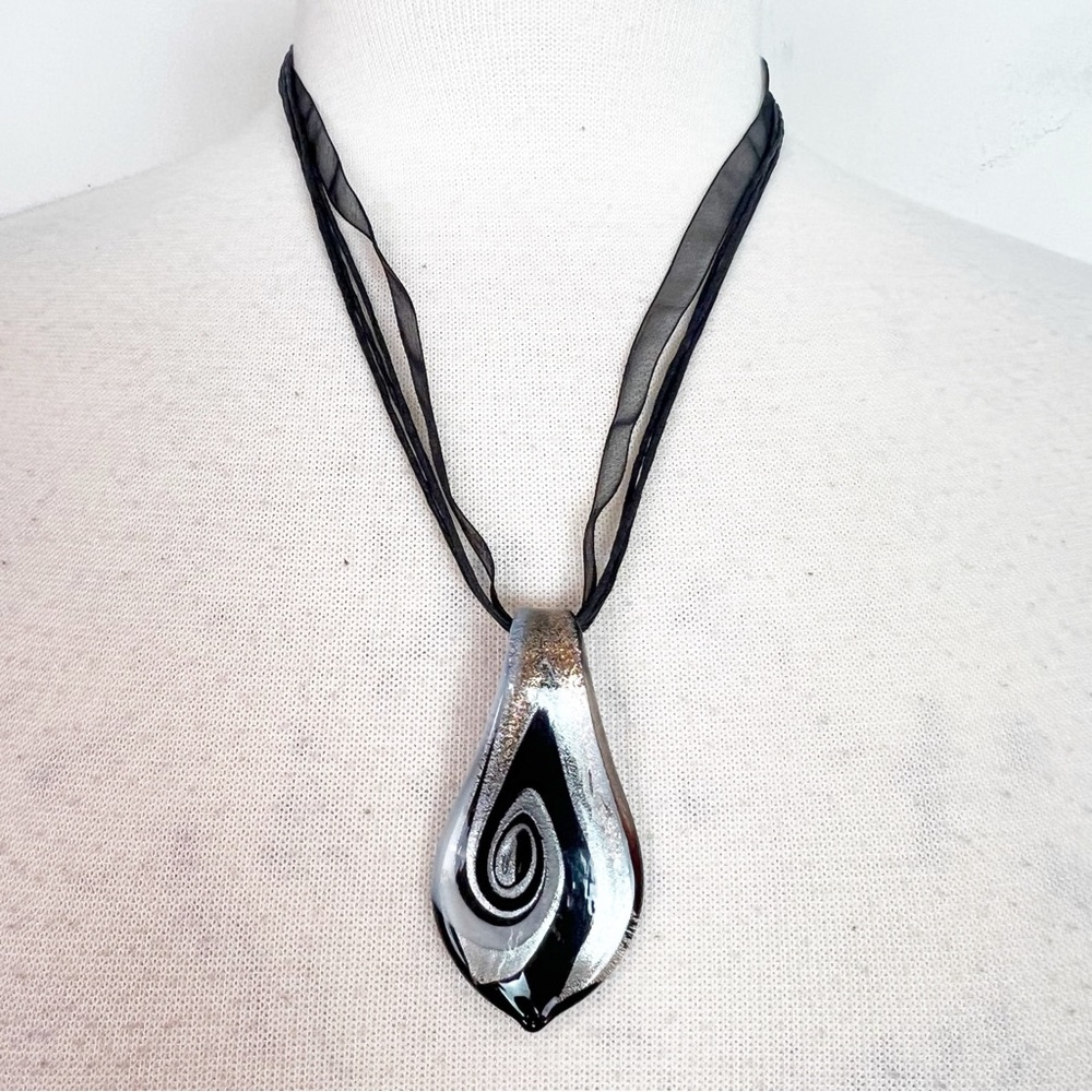 BOUTIQUE BOHO BLACK RIBBON WITH BLACK SILVER GLASS SWIRL CHARM